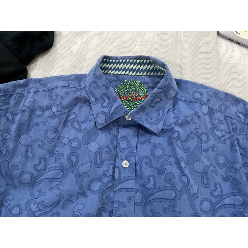 Robert Graham men's medium Blue paisley shirt
